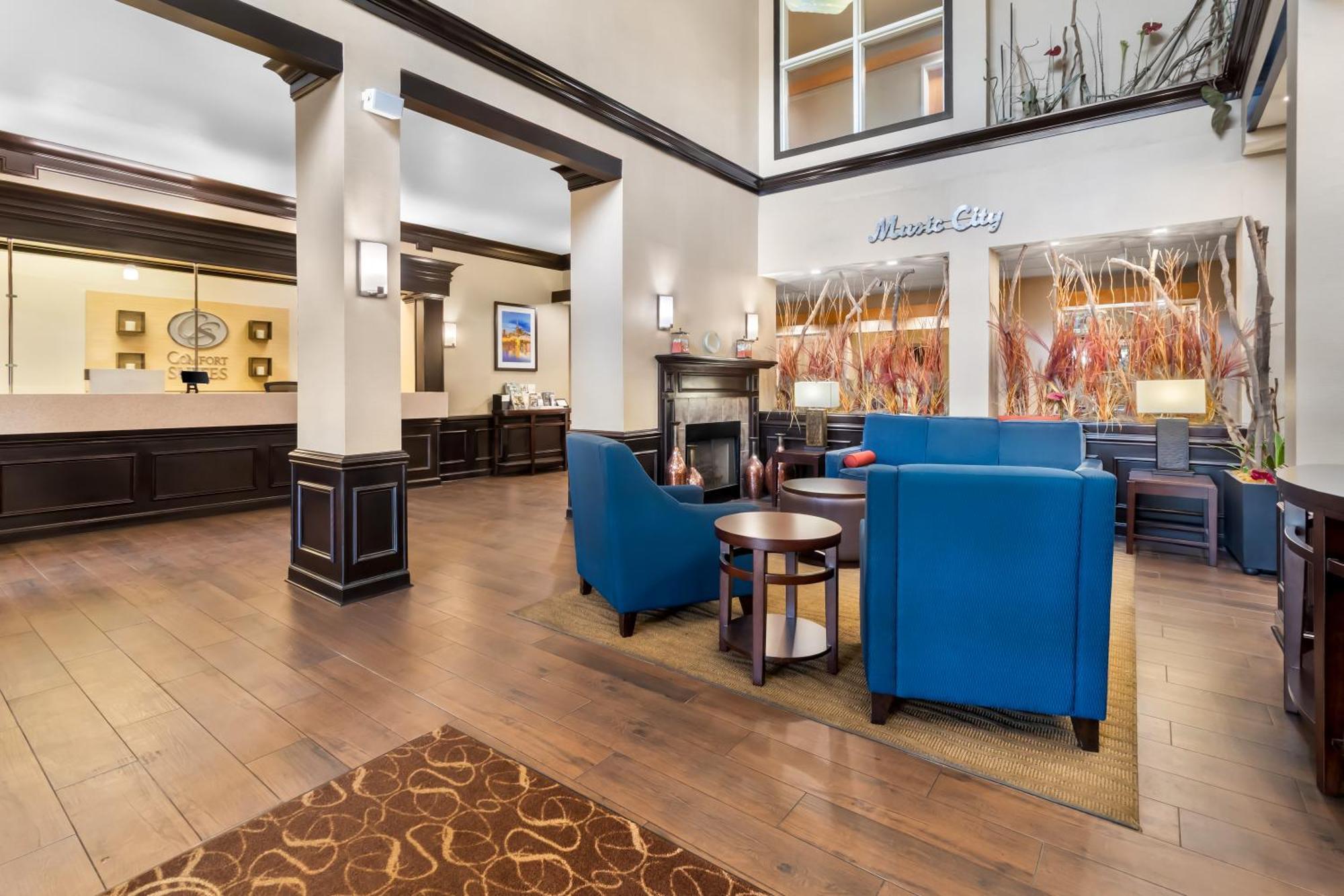 Comfort Suites At Rivergate Mall Goodlettsville Exterior foto
